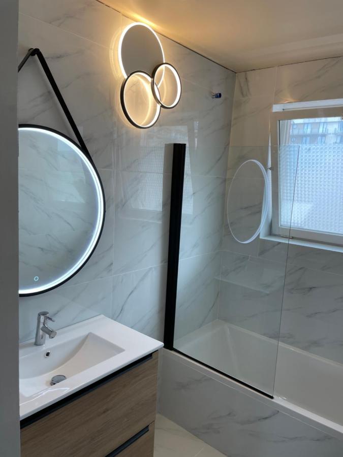 Appartement 303 Place Leopold 1Er A La Panne A 100M De La Plage ภายนอก รูปภาพ